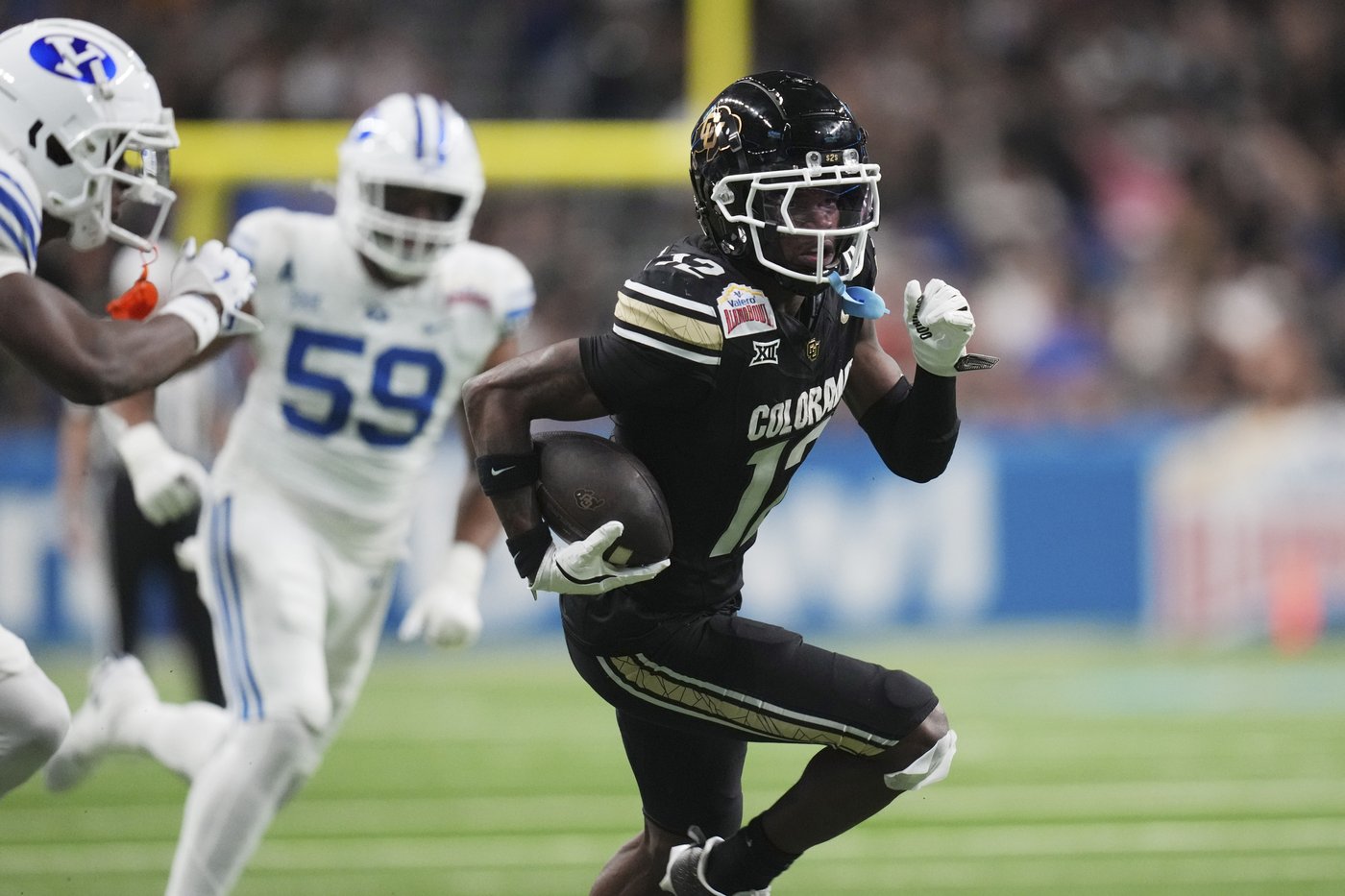 Hunter and Sanders close successful chapter at Colorado despite blowout loss to BYU in Alamo Bowl | iNFOnews.ca Hunter and Sanders close successful chapter at Colorado despite blowout loss to BYU in Alamo Bowl | iNFOnews.ca