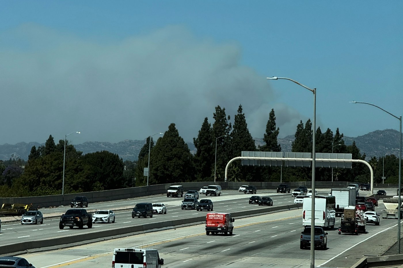 Thousands ordered to evacuate as Southern California wildfire threatens homes | iNhome