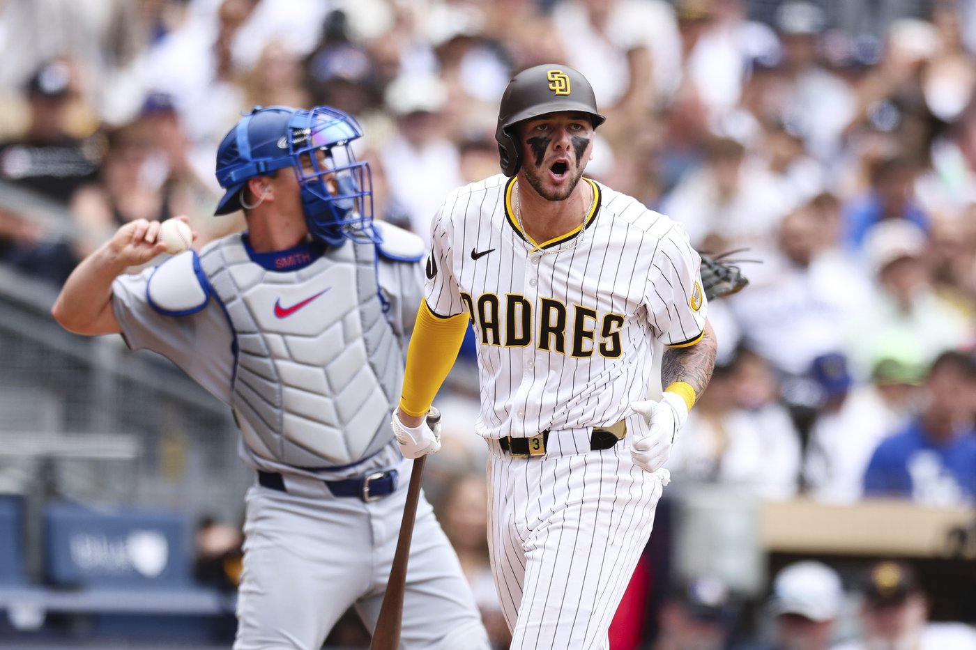 Teoscar Hernández hits a 3-run homer and the Dodgers beat the Padres 5-2 to win the series | iNFOnews.ca