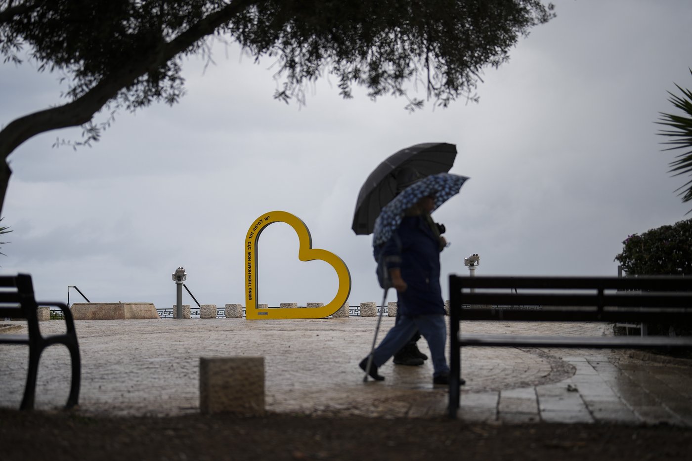 The Israel-Hezbollah ceasefire quiets one front but Gaza faces continuing war | iNFOnews.ca
