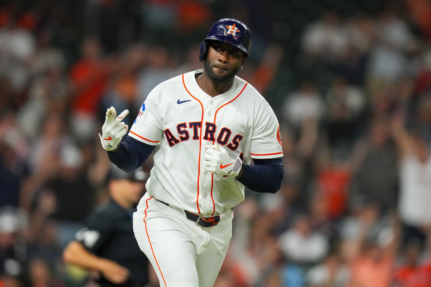 Brown and Alvarez lead Astros past scuffling Red Sox 9-2 for 4th straight win | iNFOnews.ca Brown and Alvarez lead Astros past scuffling Red Sox 9-2 for 4th straight win | iNFOnews.ca
