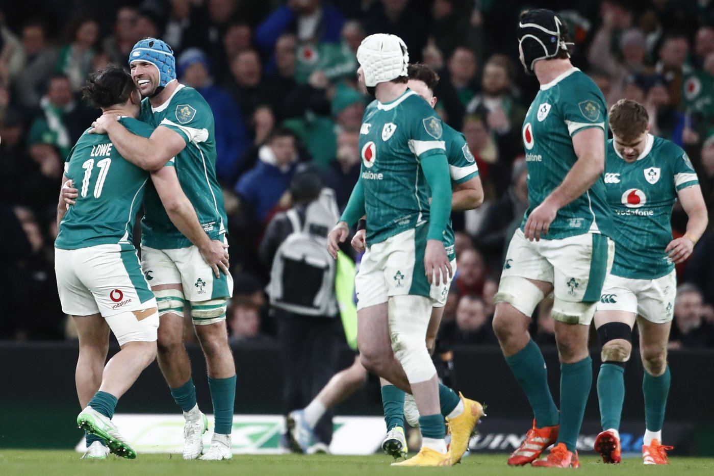 Ireland opens bid for record third straight Six Nations title by beating England 27-22 | iNFOnews.ca