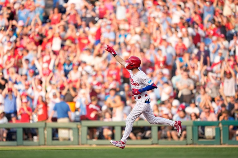 Phillies beat Paul Skenes and the Pirates 10-6 as Turner hits a 3-run homer | iNFOnews.ca
