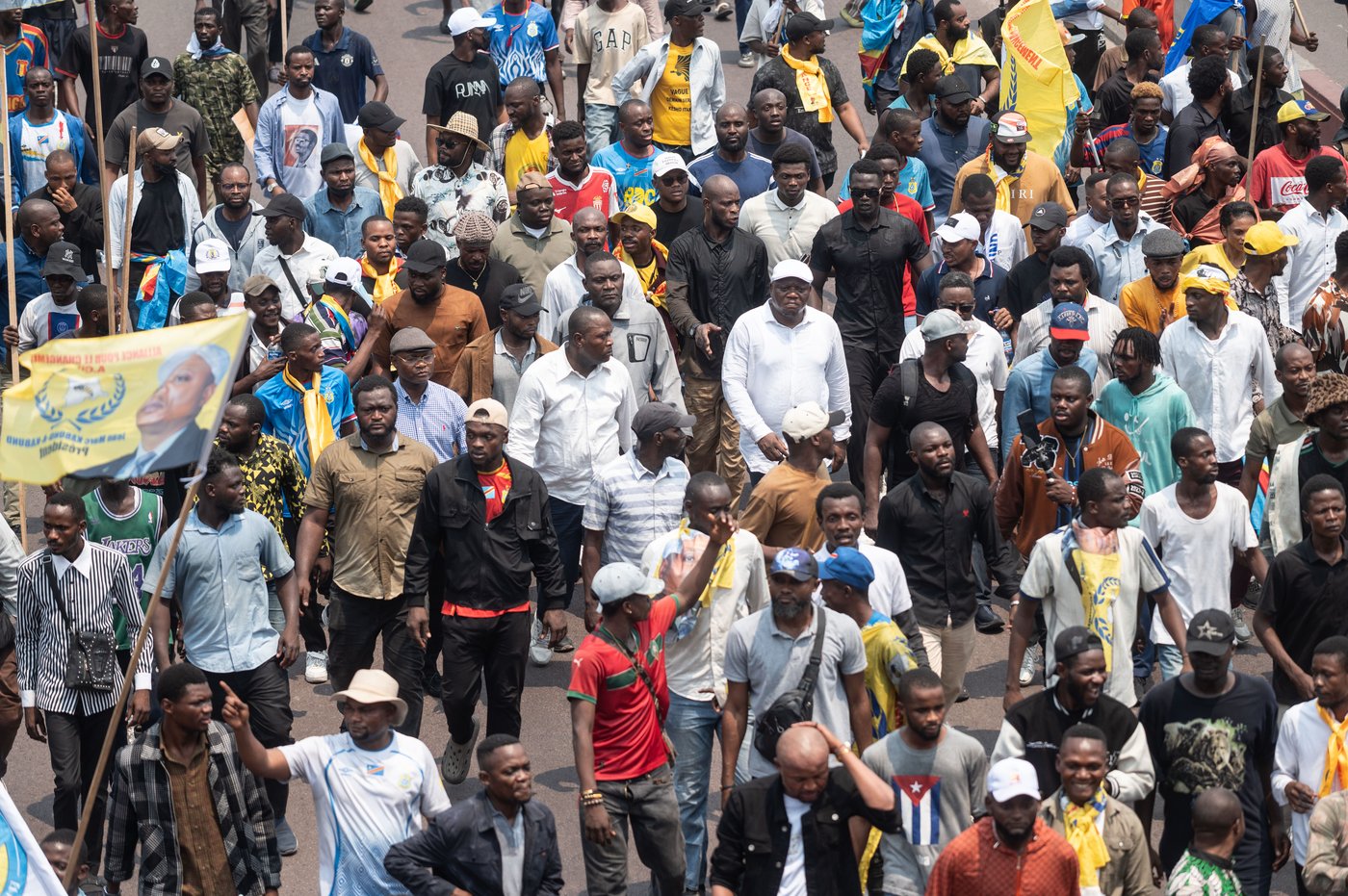 Police fire tear gas to break up Congo protests against constitutional changes | iNFOnews.ca