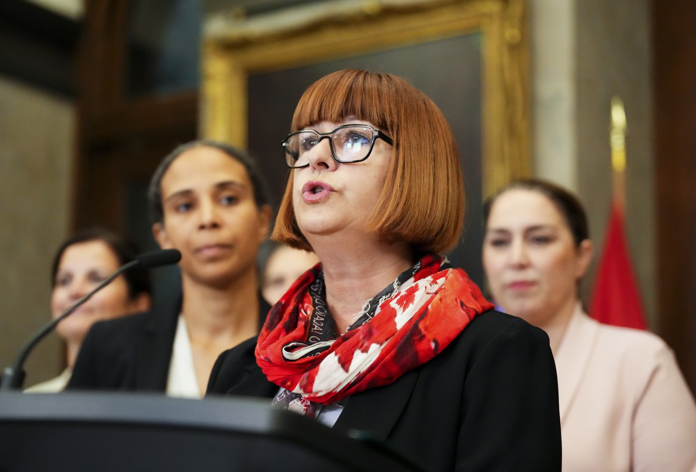 Clocks springing forward this weekend, B.C. adopts year-round daylight time | iNFOnews.ca