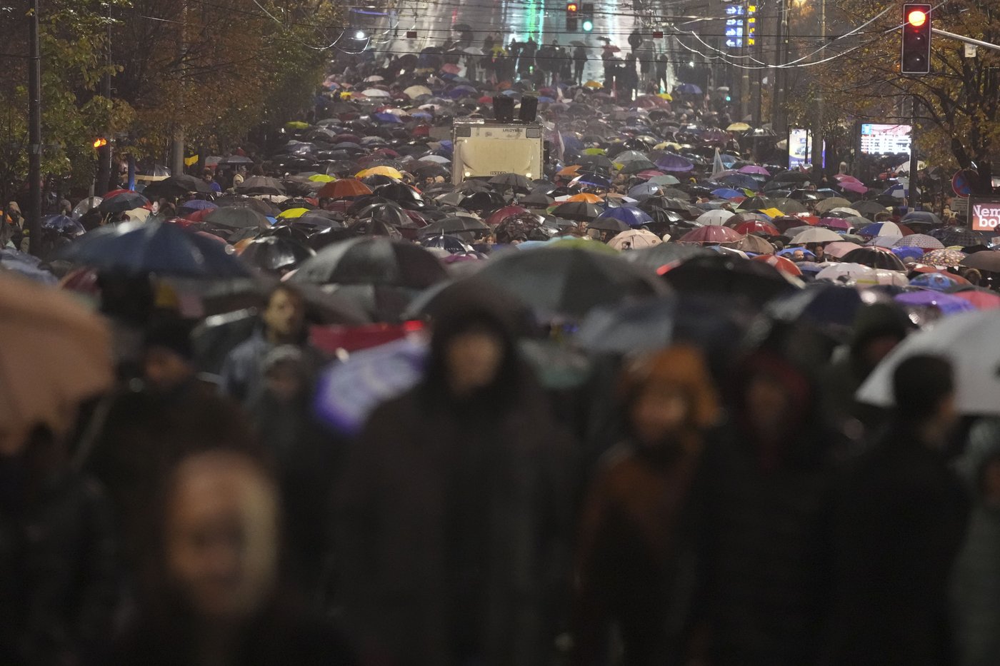 Anti-government protesters blame rampant corruption for roof crash that killed 14 people in Serbia | iNFOnews.ca Anti-government protesters blame rampant corruption for roof crash that killed 14 people in Serbia | iNFOnews.ca
