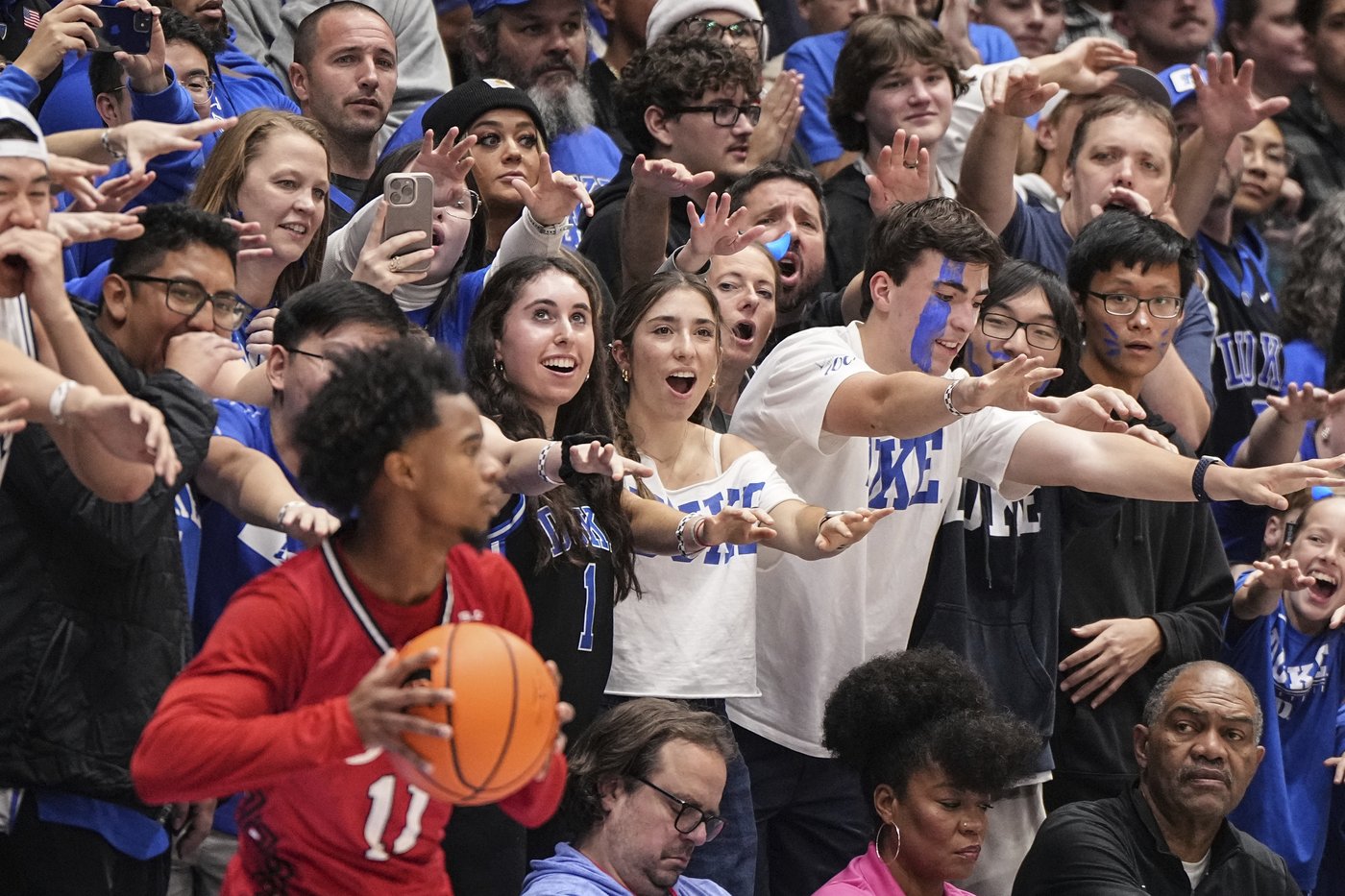 No. 4 Duke overcomes a sluggish start and beats Incarnate Word 72-46 | iNFOnews.ca