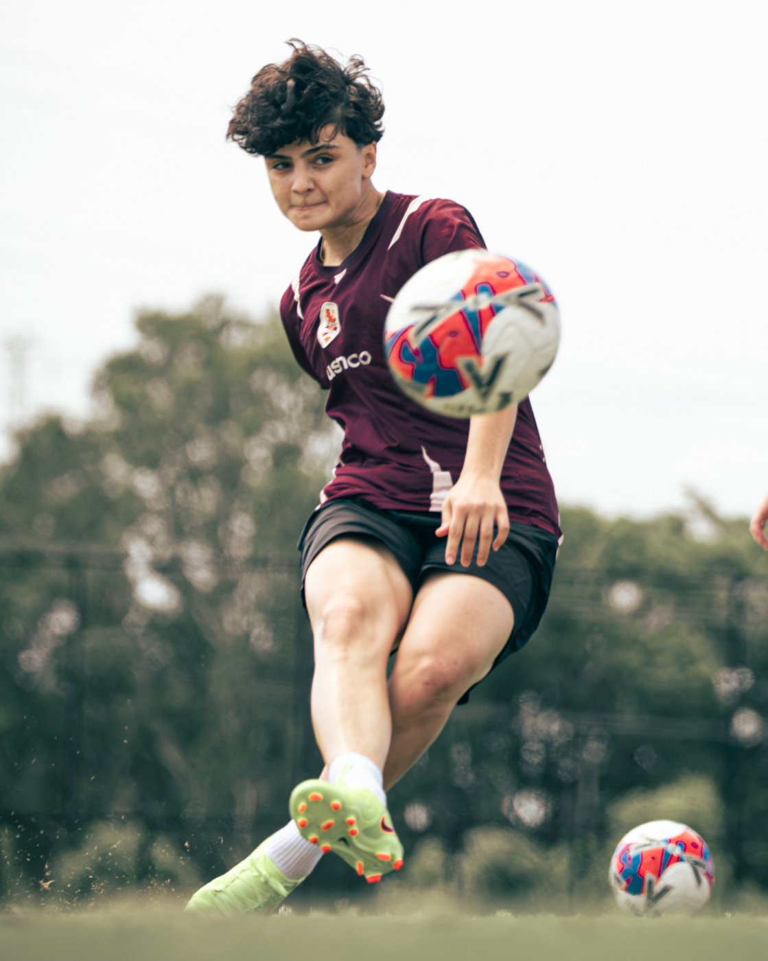 Iranian women soccer players granted asylum in Australia are pictured training in Brisbane | iNFOnews.ca