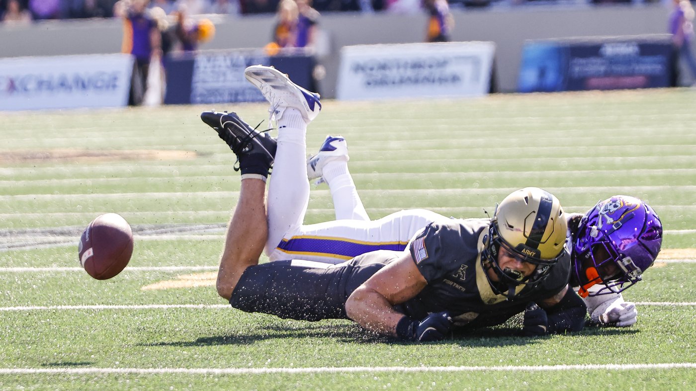 Bryson Daily stars as No. 23 Army beats East Carolina 45-28 | iNFOnews.ca Bryson Daily stars as No. 23 Army beats East Carolina 45-28 | iNFOnews.ca