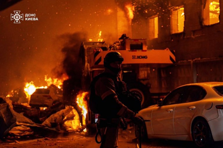 Russian attacks kill 3 across Ukraine, strikes Kyiv for second consecutive night | iNFOnews.ca