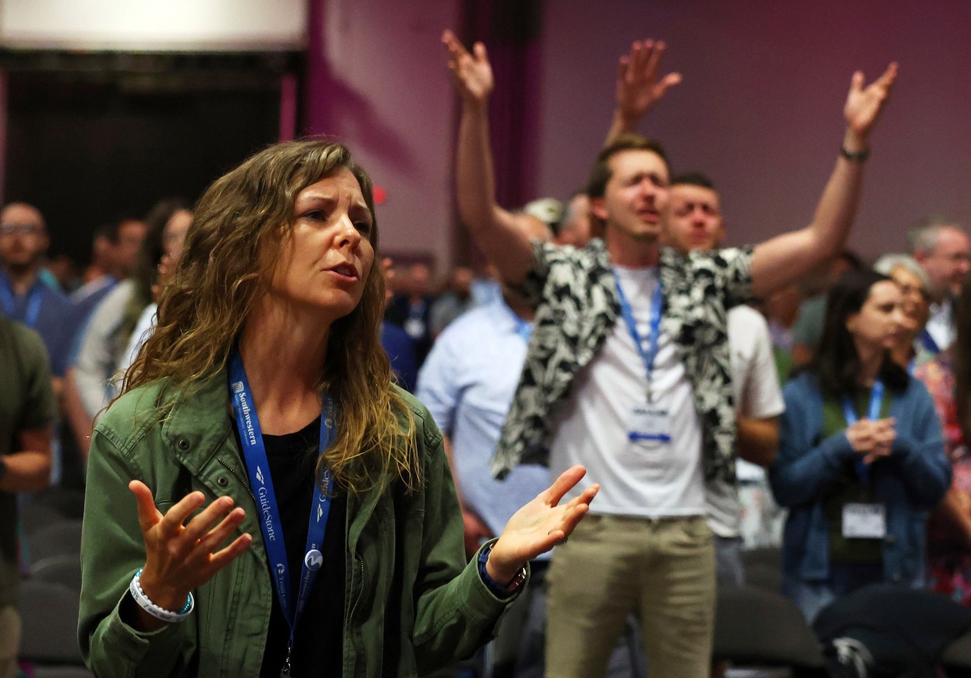 4 years running, Southern Baptists weigh tightening ban on churches with women pastors | iNFOnews.ca 4 years running, Southern Baptists weigh tightening ban on churches with women pastors | iNFOnews.ca
