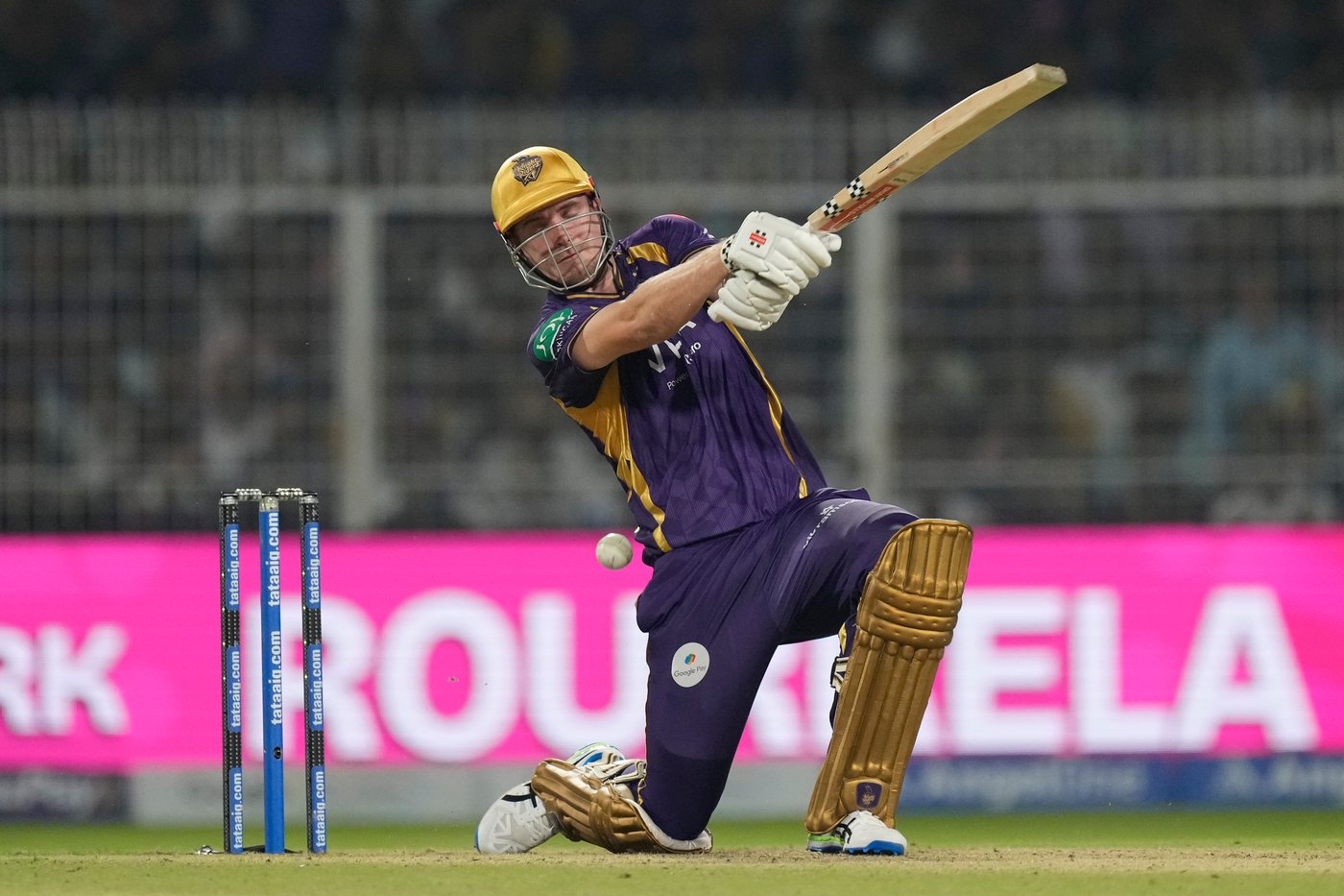 Choudhary powers Lucknow to thrilling win over Kolkata in Indian Premier League | iNFOnews.ca