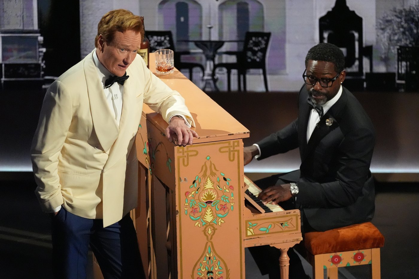 Conan O'Brien plays Aunt Gladys and takes shots at AI and Chalamet at 2026 Oscars | iNFOnews.ca