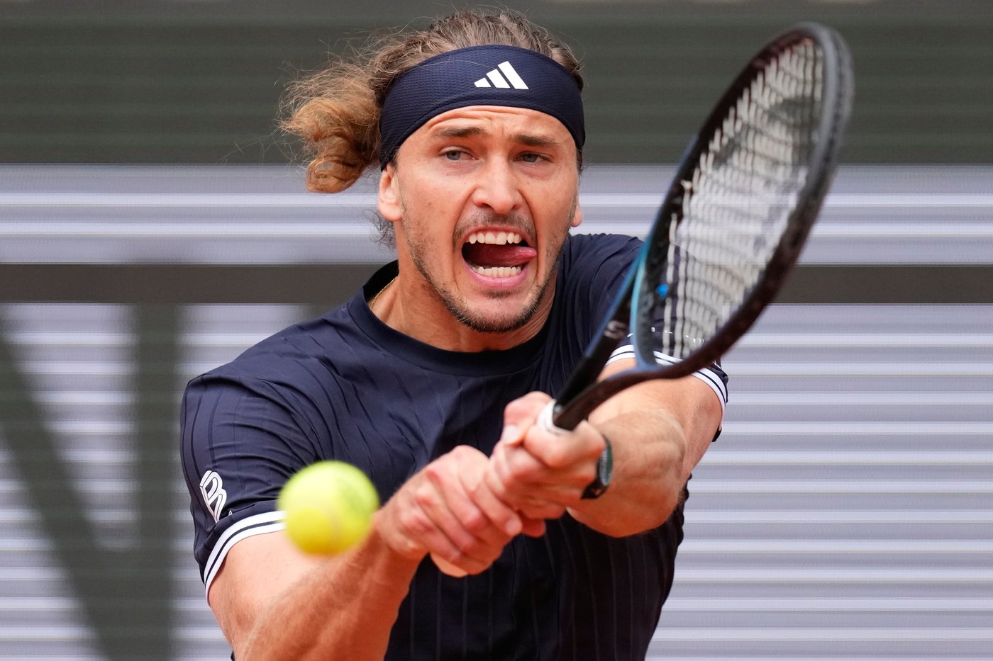 Zverev beats Mensik in French Open semifinals and will face Cobolli for elusive Grand Slam title | iNFOnews.ca Zverev beats Mensik in French Open semifinals and will face Cobolli for elusive Grand Slam title | iNFOnews.ca