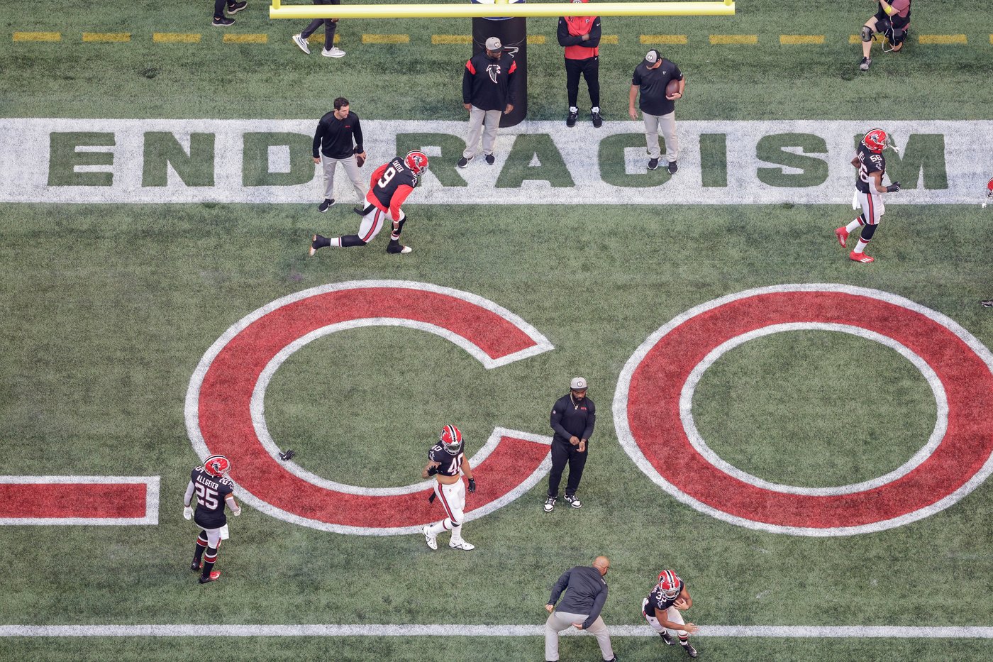 NFL teams will again stencil messages in the end zone, including 'End Racism' and 'Choose Love' | iNFOnews.ca