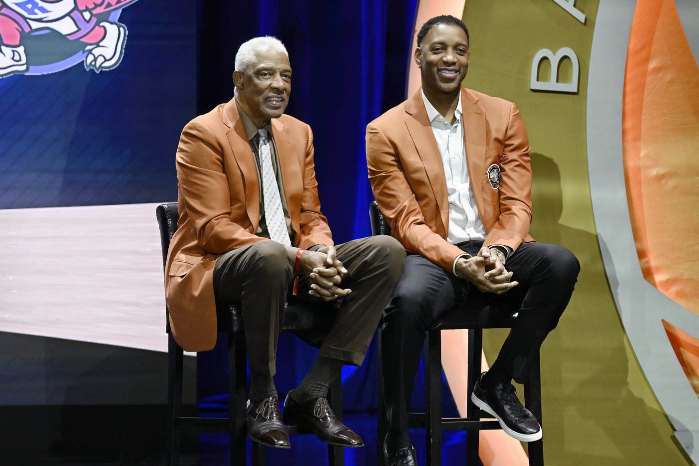 Jerry West becomes first three-time inductee as Carter and Billups enter basketball's Hall of Fame | iNFOnews.ca