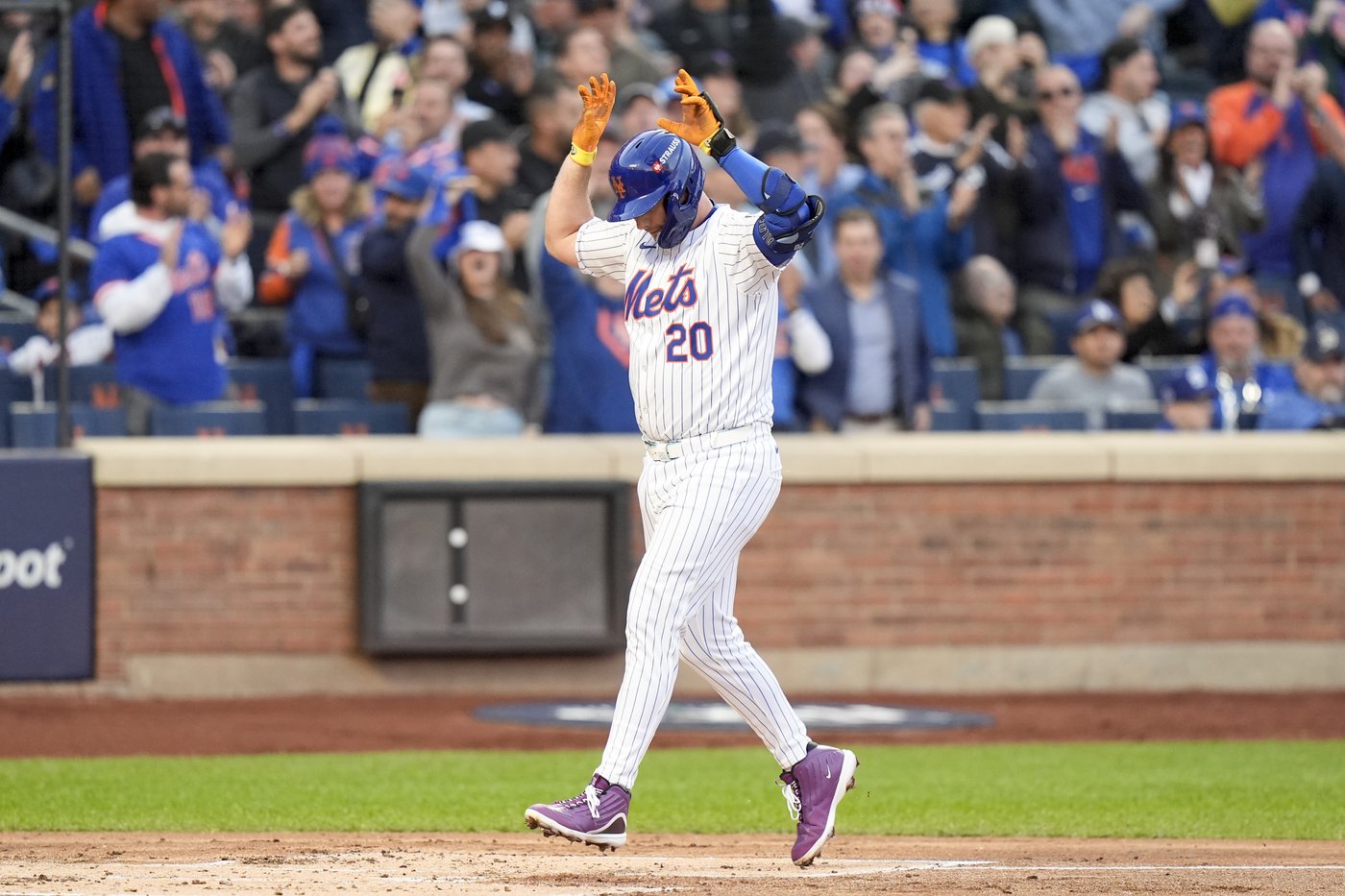Alonso and Mets extend season again, beating Dodgers 12-6 to send NLCS back to LA for Game 6 | iNFOnews.ca Alonso and Mets extend season again, beating Dodgers 12-6 to send NLCS back to LA for Game 6 | iNFOnews.ca