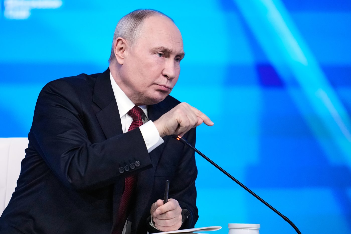 Putin says Russia will use 'all weapons' in its arsenal if any of its territory is attacked | iNFOnews.ca