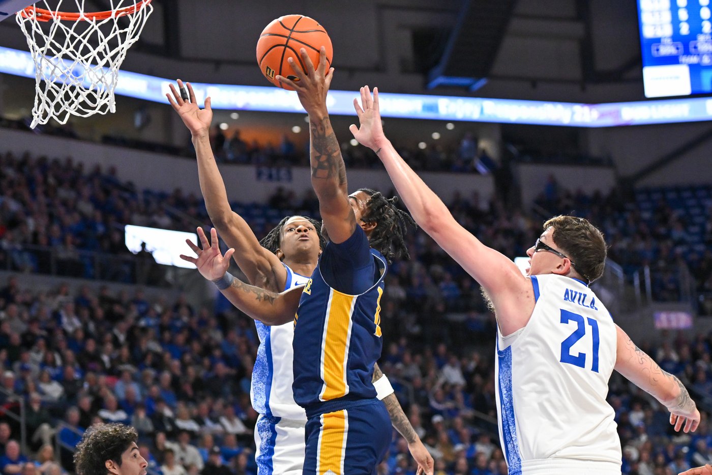 Ishan Sharma's 5 3-pointers lead No. 19 Saint Louis over La Salle 82-58 | iNFOnews.ca Ishan Sharma's 5 3-pointers lead No. 19 Saint Louis over La Salle 82-58 | iNFOnews.ca