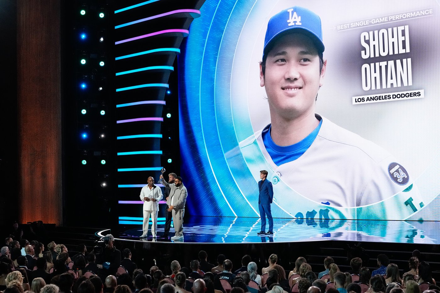 The ESPYS honor top athletes and sports moments, in photos | iNFOnews.ca