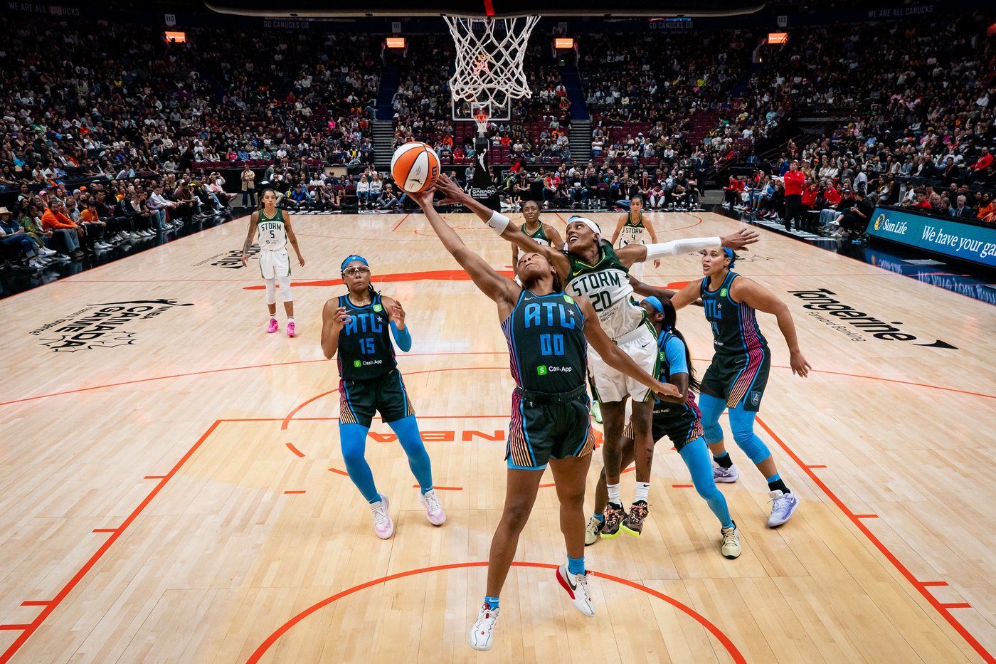 Electric sellout Vancouver game a milestone for flourishing WNBA | iNFOnews.ca