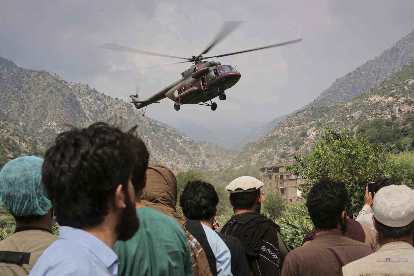 A devastating earthquake in Afghanistan: See the photos | iNFOnews.ca