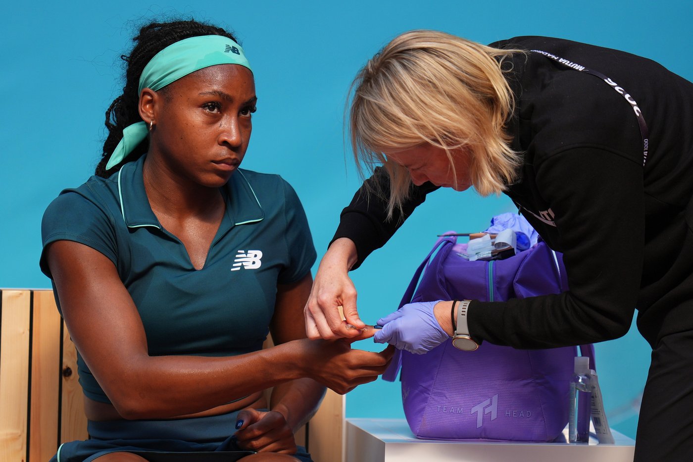 Coco Gauff overcomes vomiting on court to beat Sorana Cirstea in Madrid | iNFOnews.ca
