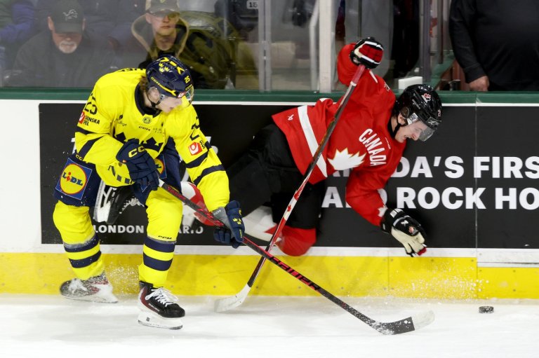 Sweden rallies to knock off Canada 4-2 in world junior tournament tune-up | iNFOnews.ca
