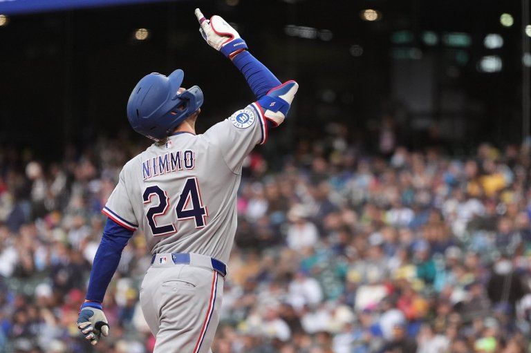 Nimmo hits leadoff homer, deGrom works 4 scoreless innings as Rangers beat Mariners 5-0 | iNFOnews.ca
