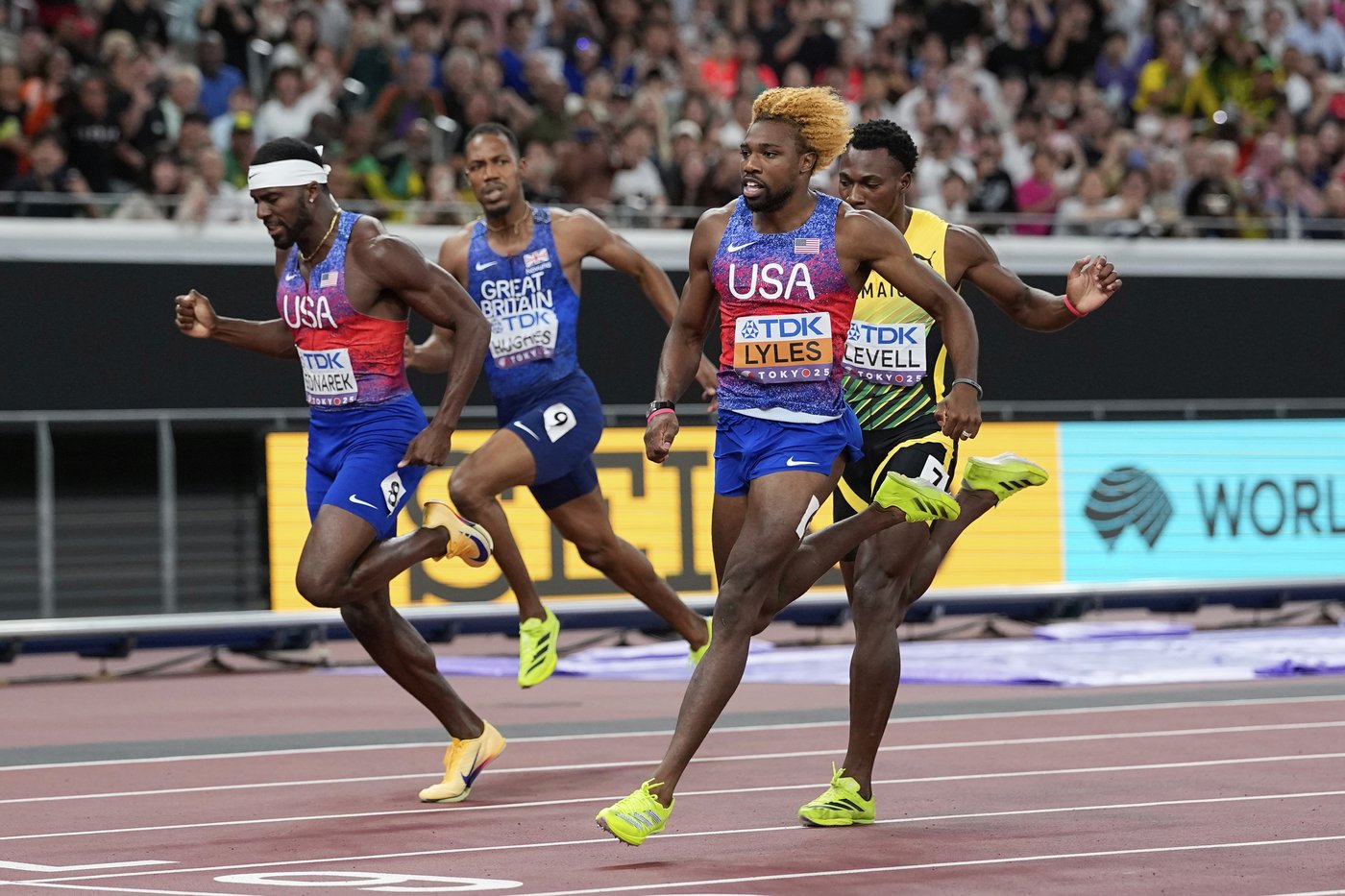 Lyles wins his fourth 200-meter world title. Jefferson-Wooden completes a sprint sweep | iNFOnews.ca