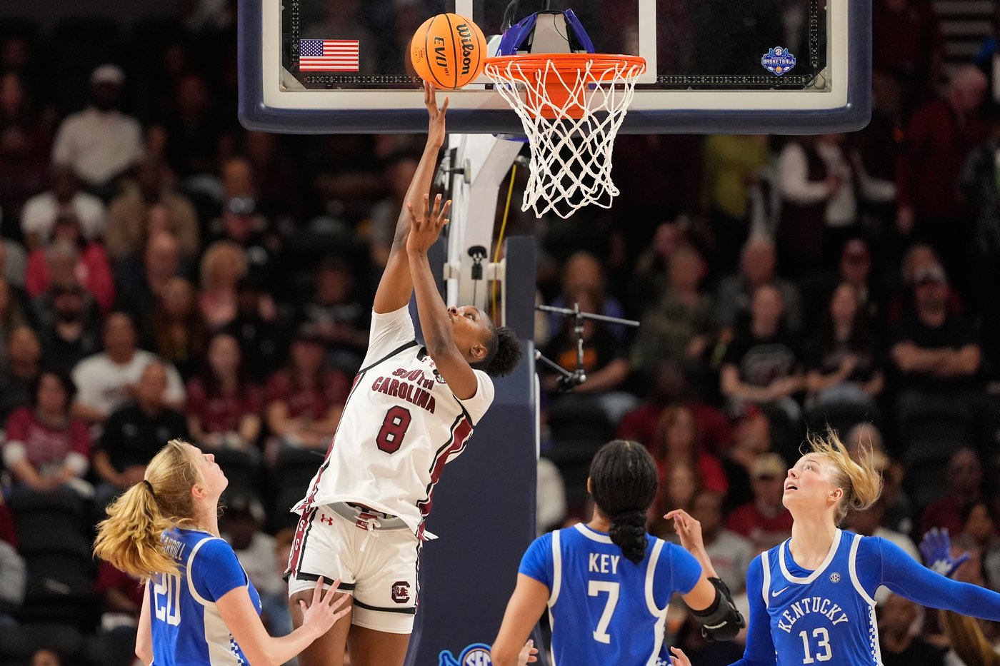 No. 3 South Carolina opens SEC Tournament title defense with 87-64 rout of No. 17 Kentucky | iNFOnews.ca