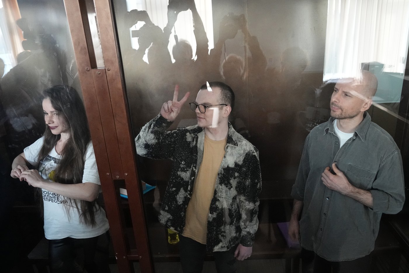 4 Russian journalists accused of working for a Navalny group go on trial in Moscow | iNFOnews.ca