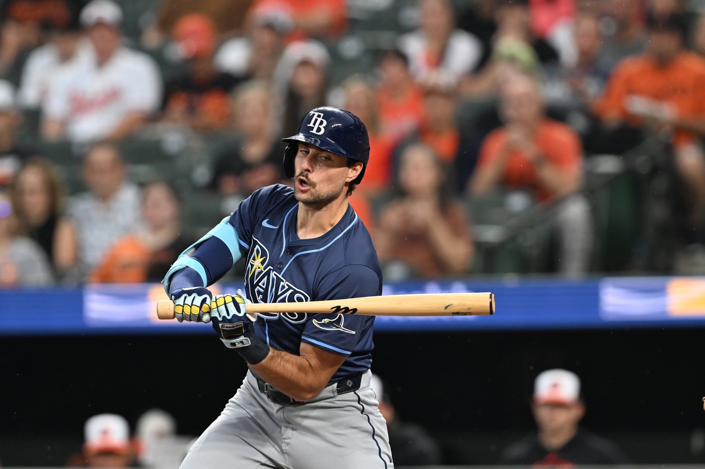 Josh Lowe to Angels, Gavin Lux to Rays and Brock Burke to Reds in 3-team trade | iNFOnews.ca