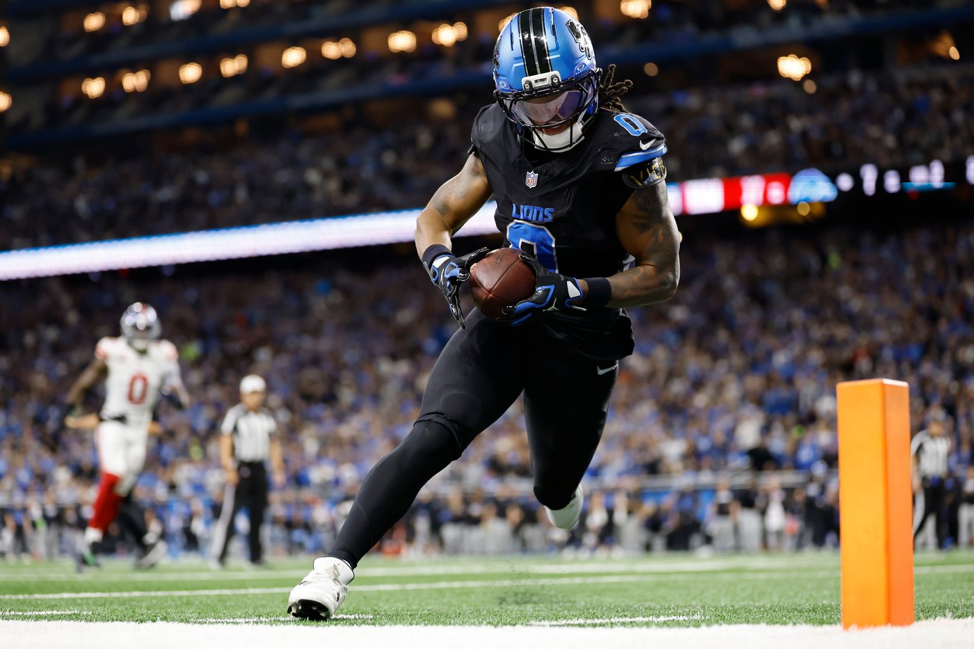 Jahmyr Gibbs rescues Lions with long TD run in OT for 34-27 win over Giants | iNFOnews.ca Jahmyr Gibbs rescues Lions with long TD run in OT for 34-27 win over Giants | iNFOnews.ca
