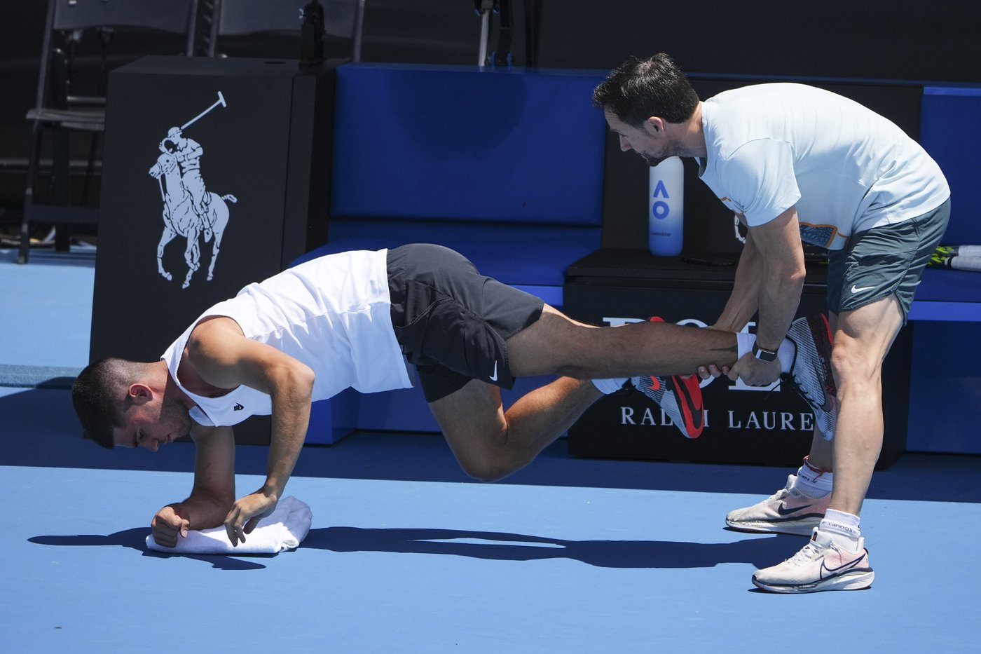 Australian Open 2025: Carlos Alcaraz and Jannik Sinner have a real rivalry atop men's tennis | iNFOnews.ca