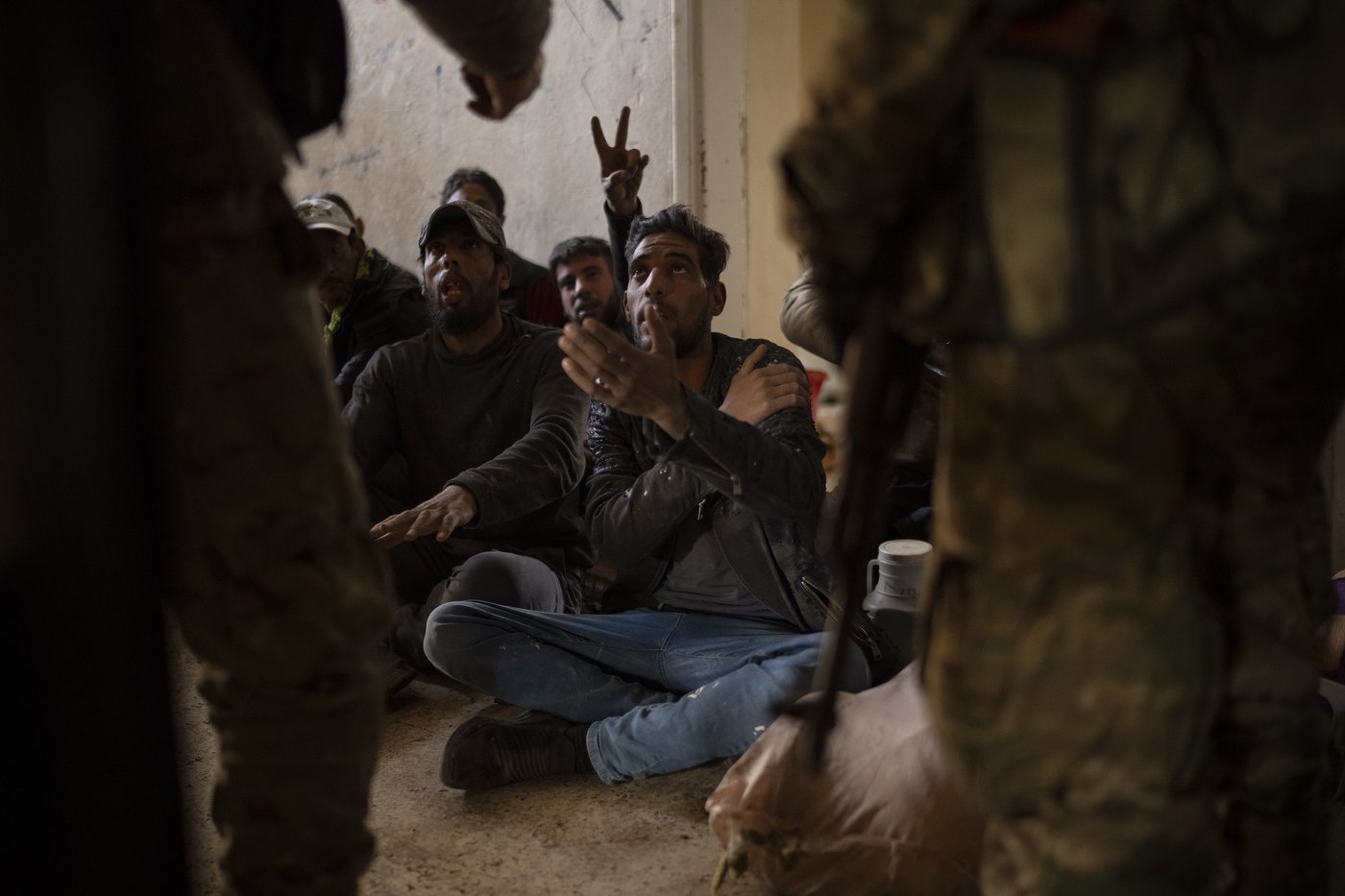 Syria's ousted leader Bashar Assad says he wanted to keep fighting but Russians evacuated him | iNFOnews.ca