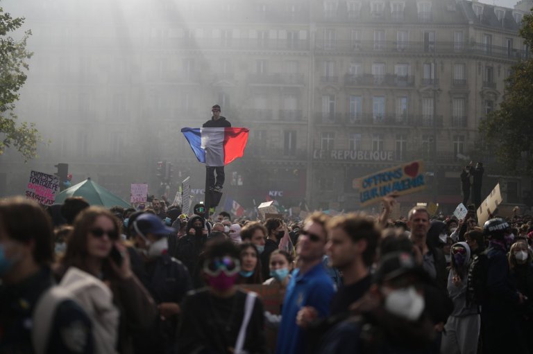 From France to Albania, social unrest is setting Europe's streets ablaze | iNFOnews.ca