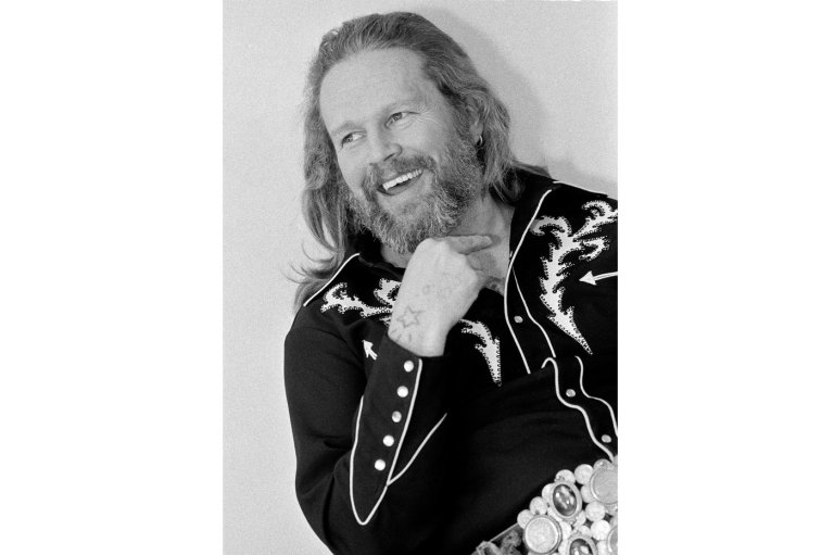 David Allan Coe, who wrote 'Take This Job and Shove It' and other country hits, dies at 86 | iNFOnews.ca
