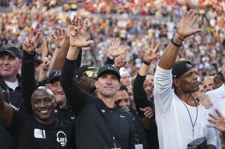 Drew Brees returns to Purdue as the feature attraction of the school's 25-year Rose Bowl reunion | iNFOnews.ca