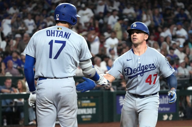 Perdomo hits game-winning single in 9th to keep D-backs in NL wild card race, beating Dodgers 5-4 | iNFOnews.ca