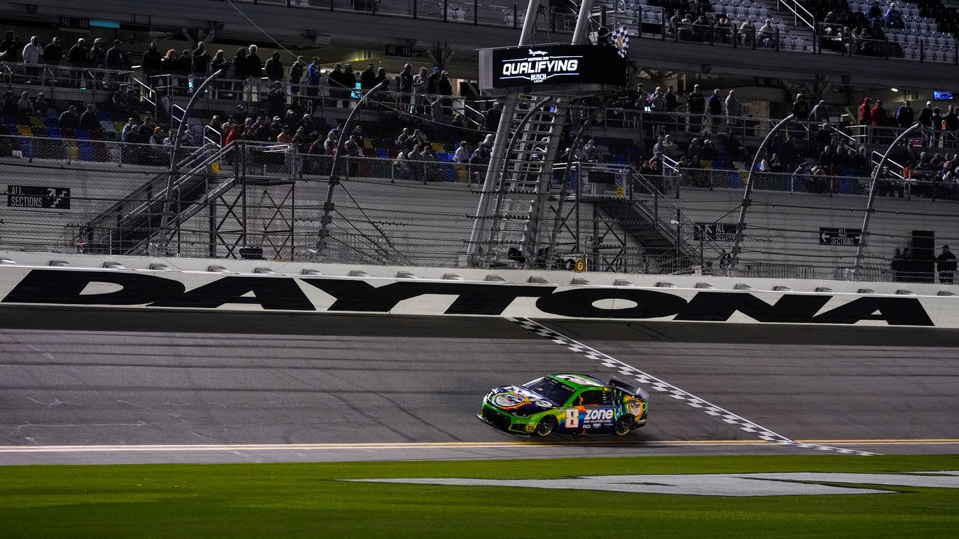 Could a trade deadline enliven the NASCAR season? Plenty of moving parts work against driver swaps | iNFOnews.ca Could a trade deadline enliven the NASCAR season? Plenty of moving parts work against driver swaps | iNFOnews.ca