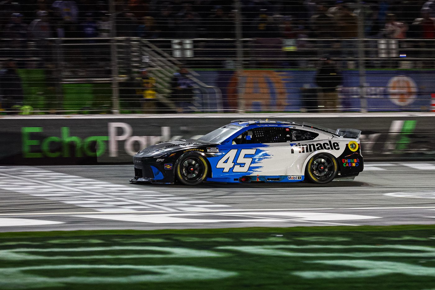 Tyler Reddick wins at Atlanta to give Michael Jordan second straight NASCAR Cup victory | iNFOnews.ca Tyler Reddick wins at Atlanta to give Michael Jordan second straight NASCAR Cup victory | iNFOnews.ca
