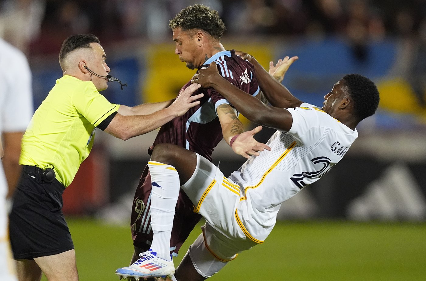 Gabriel Pec, Riqui Puig spark Galaxy to 3-1 victory over Rapids | iNFOnews.ca