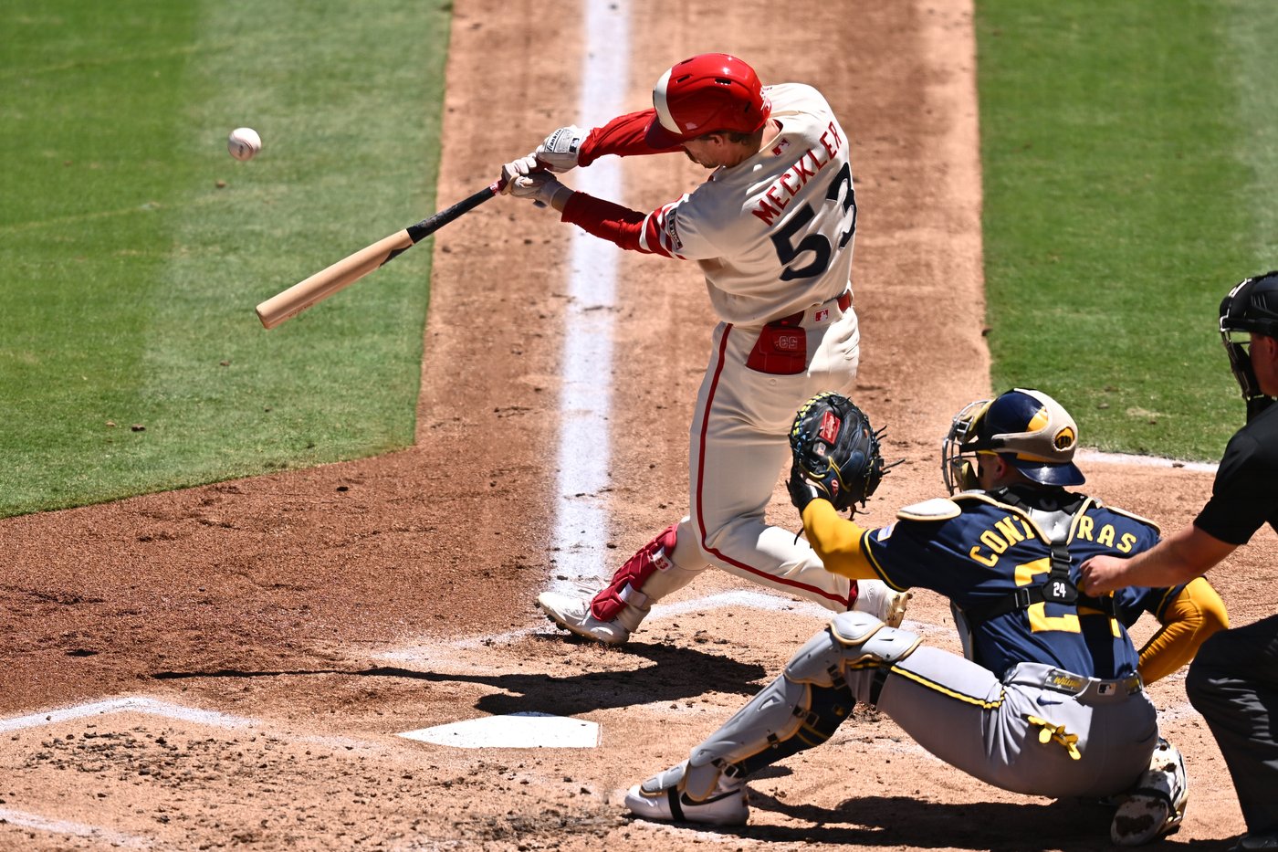 Ureña throws 3-hit ball for 6 innings, Meckler hits 2-run homer as Angels beat Brewers 3-0 | iNFOnews.ca