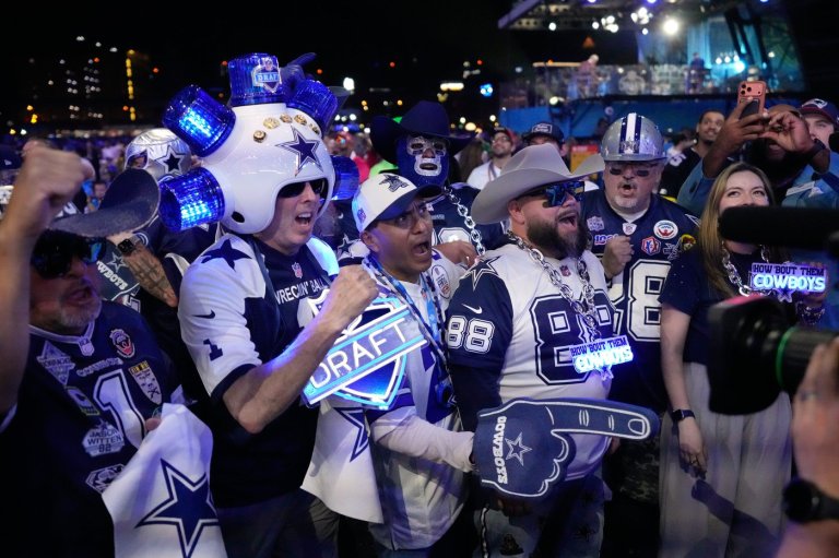 Cowboys acquire LB Dee Winters in a trade that nets the 49ers a fifth-round pick in the NFL draft | iNFOnews.ca