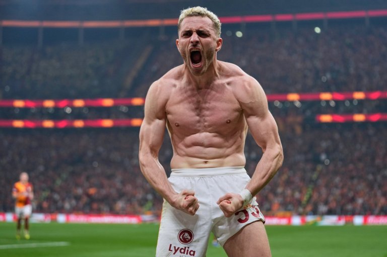 Galatasaray posts about 'evil inside' refereeing during key title race win over Fenerbahce | iNFOnews.ca