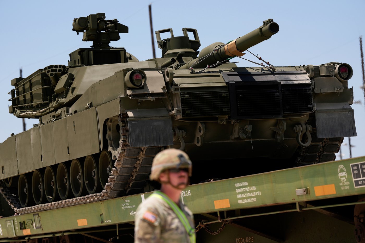 PHOTO COLLECTION: Trump Military Parade | iNFOnews.ca