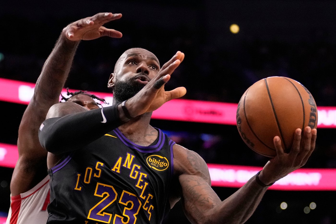 Friday's NBA matchups: Spurs-Blazers, Lakers-Rockets, Celtics-76ers in Game 3s | iNFOnews.ca Friday's NBA matchups: Spurs-Blazers, Lakers-Rockets, Celtics-76ers in Game 3s | iNFOnews.ca
