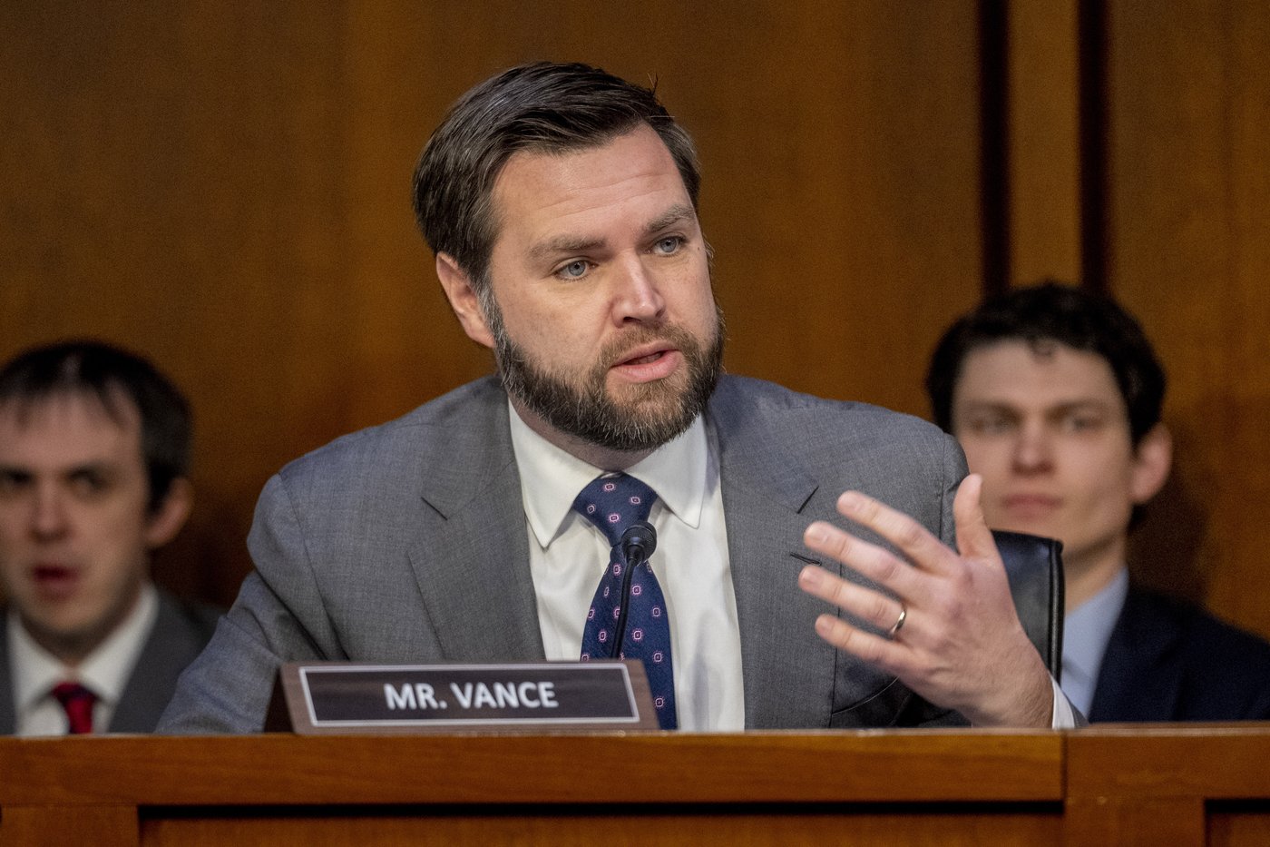A mad scramble for JD Vance's seat in the Senate is to end with the governor's announcement Friday | iNFOnews.ca