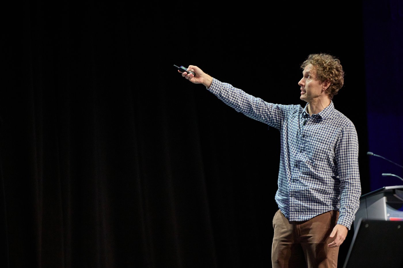 AI will get better than humans at cyber offence by 2030: Hinton Lectures speaker | iNFOnews.ca